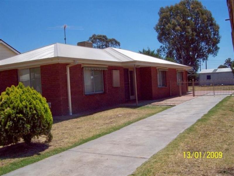 14 Hamilton Crescent, Wangaratta VIC 3677