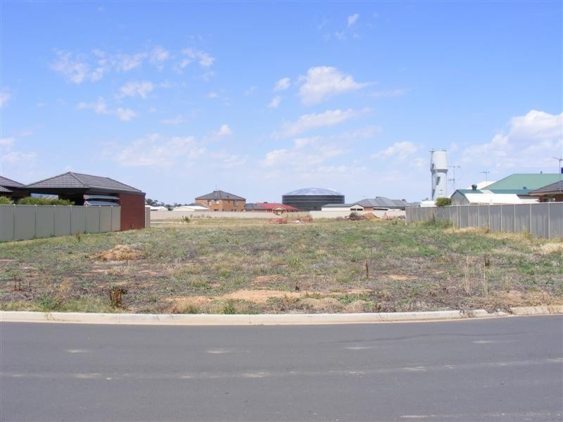 1 Derry Drive, Yarrawonga VIC 3730