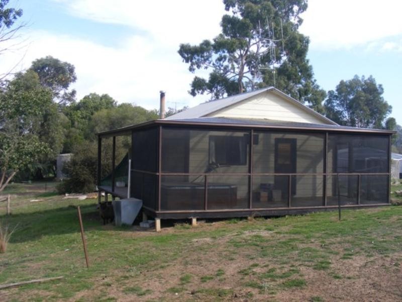 13 Boundary Road, Everton VIC 3678