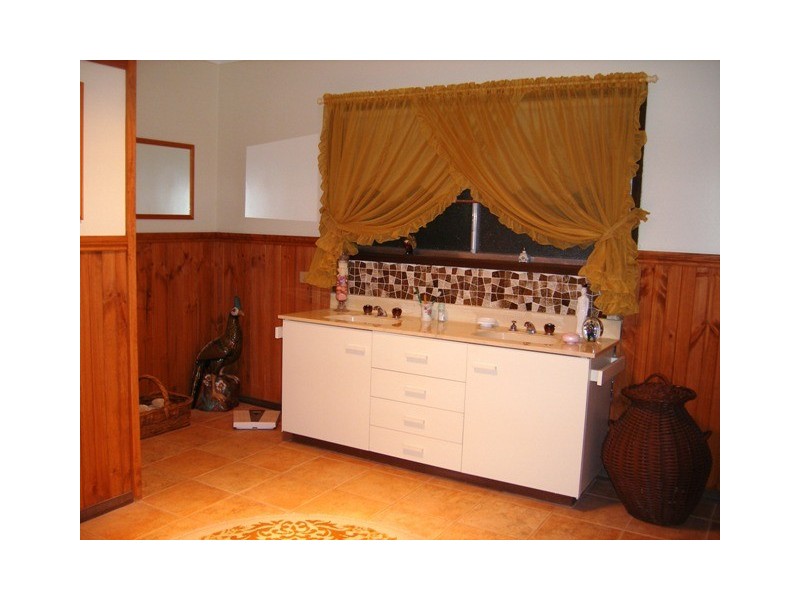 27 Williams Road, Wangaratta VIC 3677