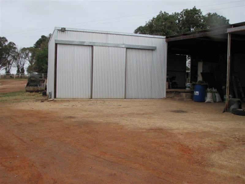 393 Battery Road, Cowra NSW 2794