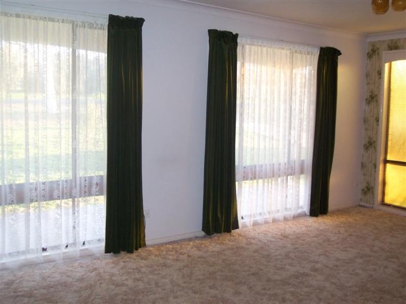 27 Preston Street, Canowindra NSW 2804