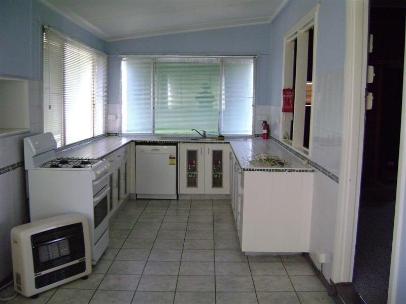 42 East Street, Gooloogong NSW 2805