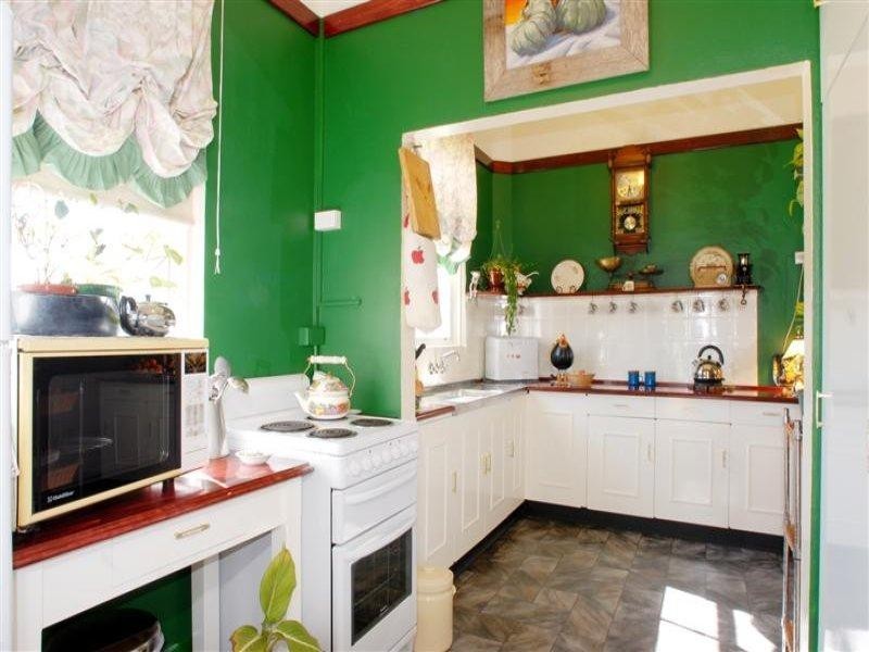 2 East Street, Gooloogong NSW 2805