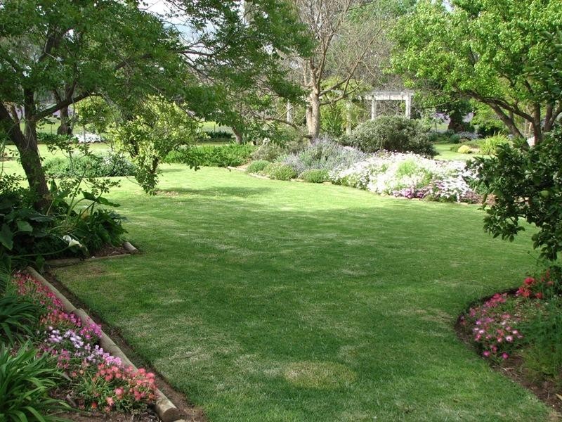 2 East Street, Gooloogong NSW 2805