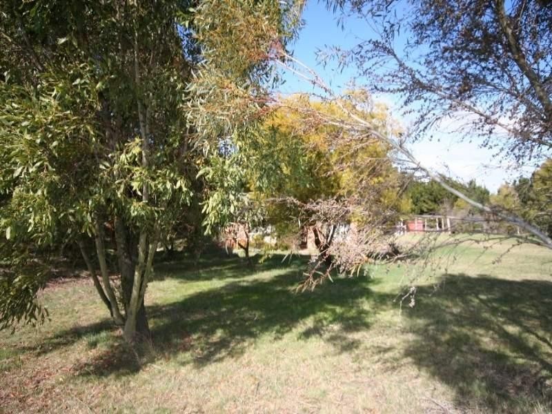13 On-Avon Avenue, Oberon NSW 2787