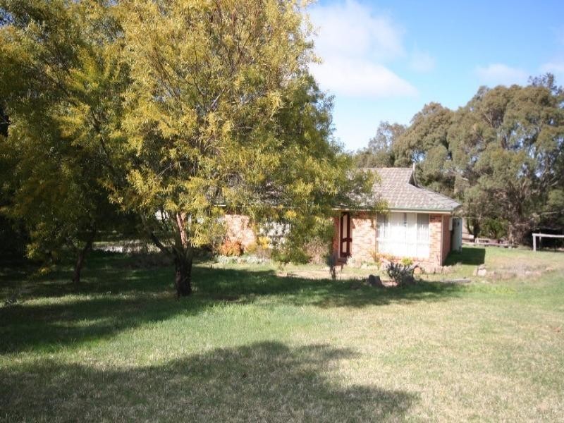 13 On-Avon Avenue, Oberon NSW 2787