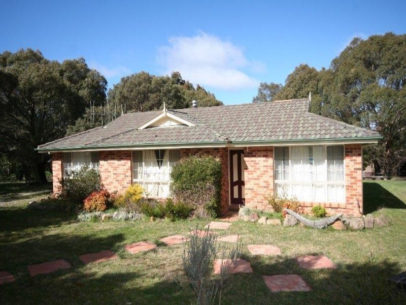 13 On-Avon Avenue, Oberon NSW 2787