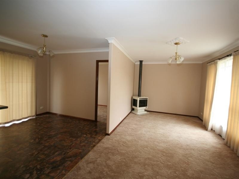 125 Curtis Street, Oberon NSW 2787