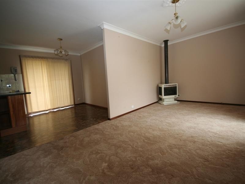 125 Curtis Street, Oberon NSW 2787