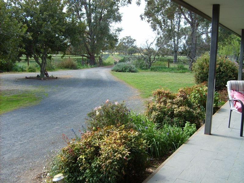 36 Broula Road, Cowra NSW 2794