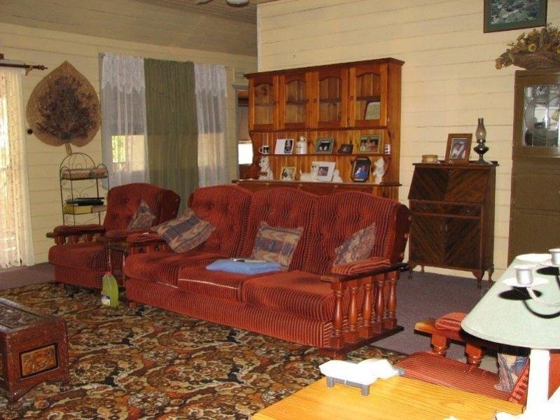 23-24 Grenfell Road, Young NSW 2594