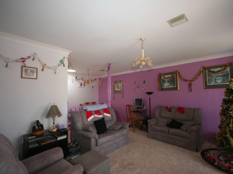 18 Brennan Crescent, Oberon NSW 2787