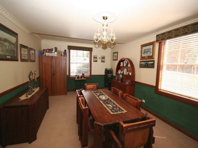 9 Cook Street, Oberon NSW 2787