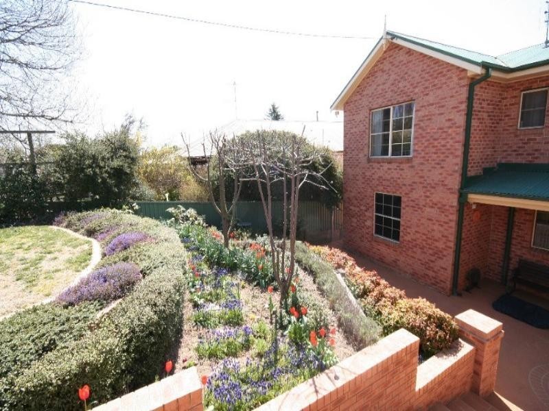 9 Cook Street, Oberon NSW 2787