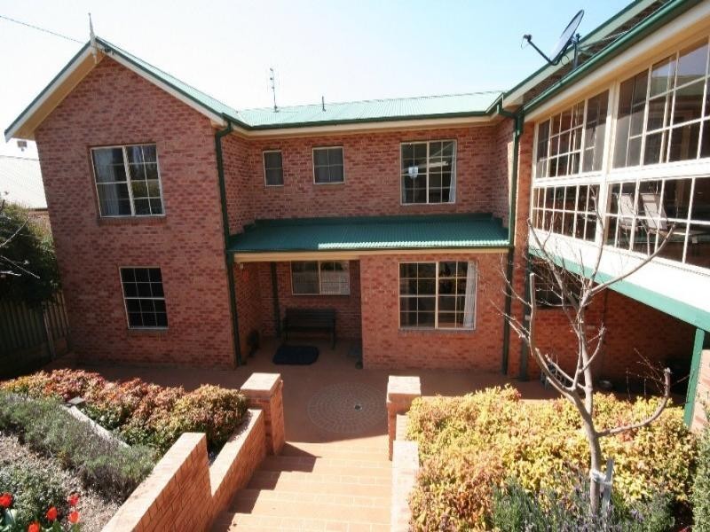 9 Cook Street, Oberon NSW 2787