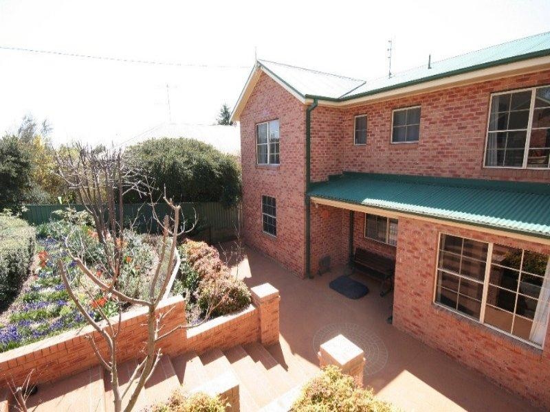 9 Cook Street, Oberon NSW 2787