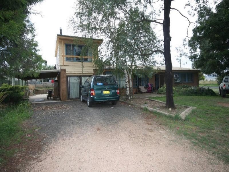 11 Fairfax Street, Oberon NSW 2787