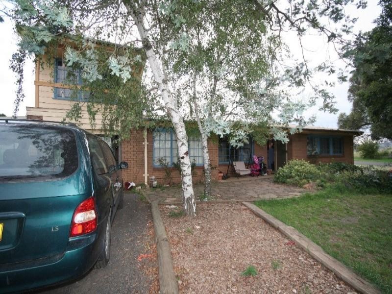 11 Fairfax Street, Oberon NSW 2787