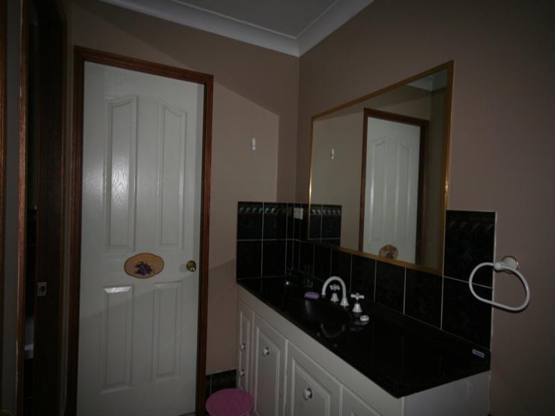 8 Herborn Street, Oberon NSW 2787