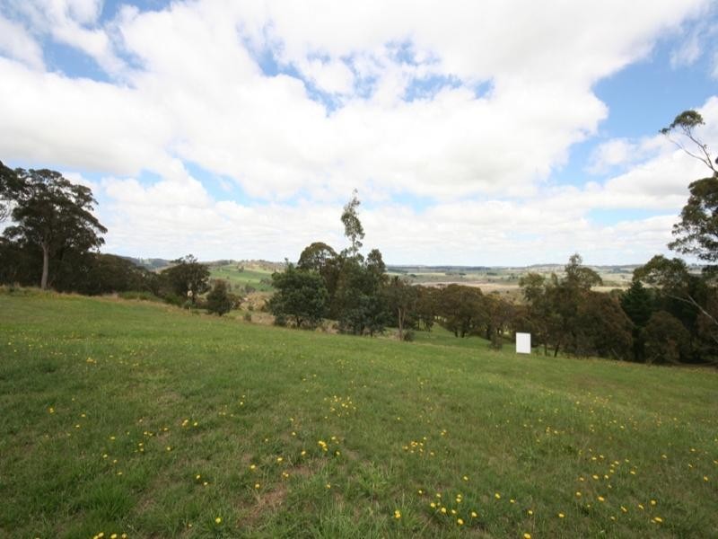 5 Links Close, Oberon NSW 2787