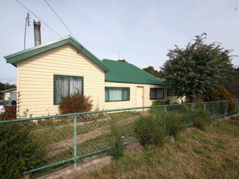 16 Oberon Street, Oberon NSW 2787