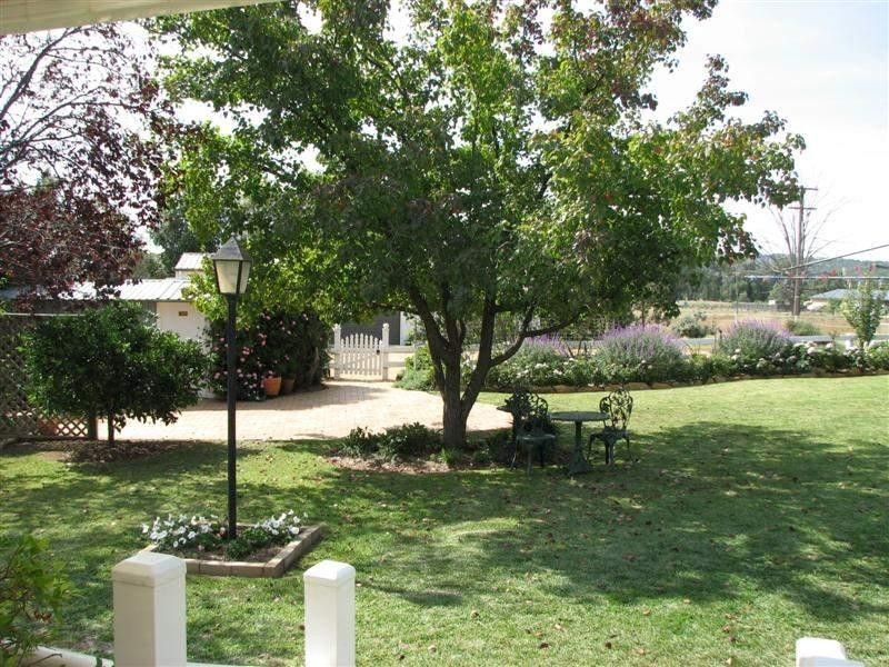 52 Melyra Street, Grenfell NSW 2810