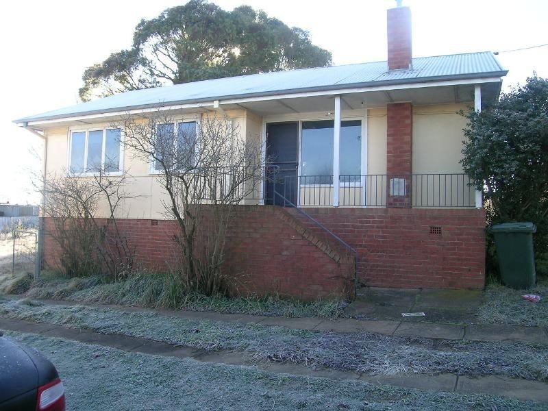 8 Kelly Place, Oberon NSW 2787