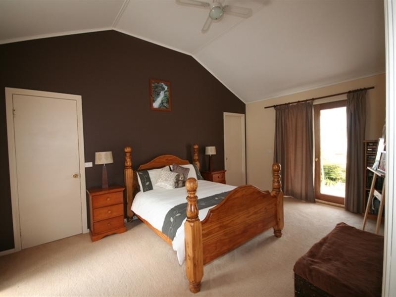 21 Earl Street, Oberon NSW 2787