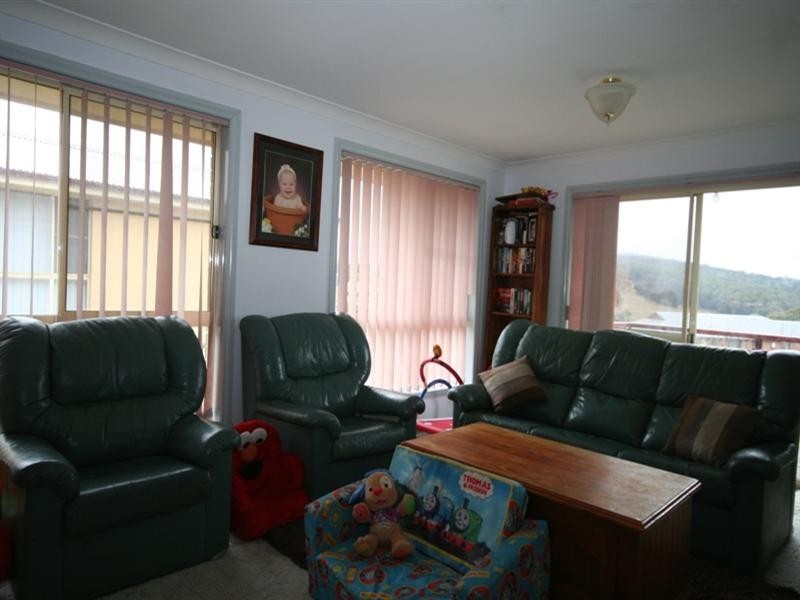 8 Cole Crescent, Oberon NSW 2787