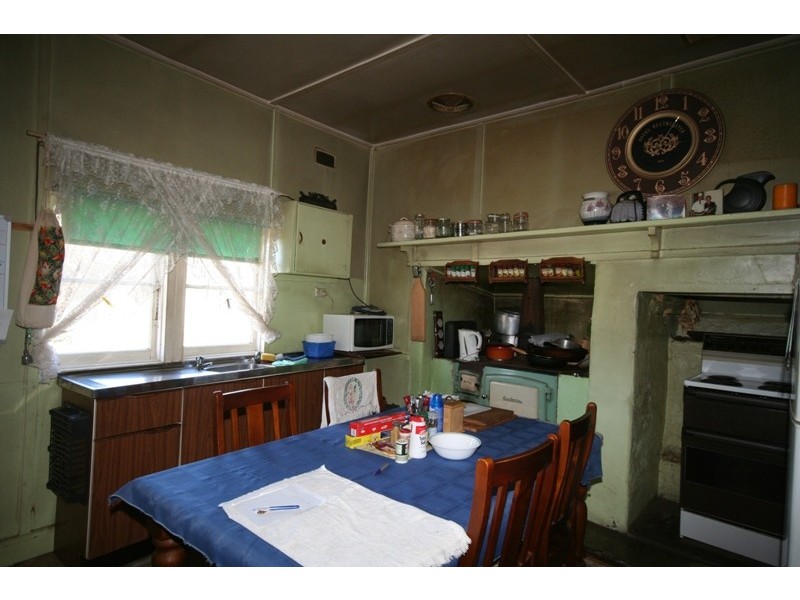 34 Lloyd Street, Burraga NSW 2795