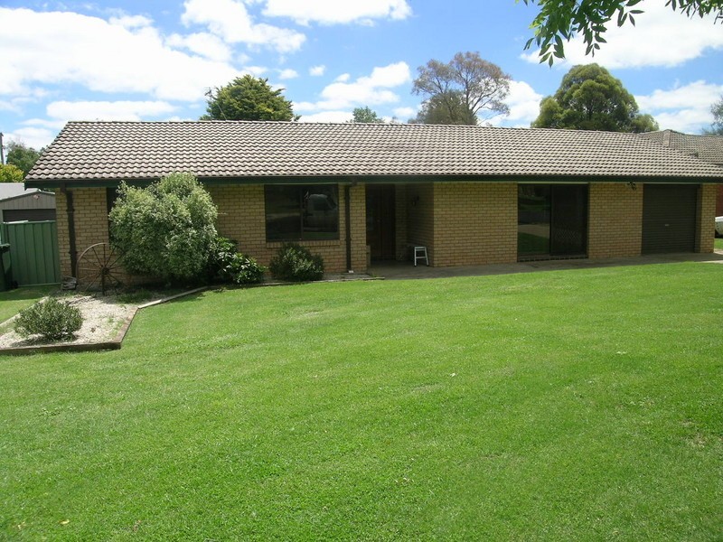 7 Tarana Road, Oberon NSW 2787