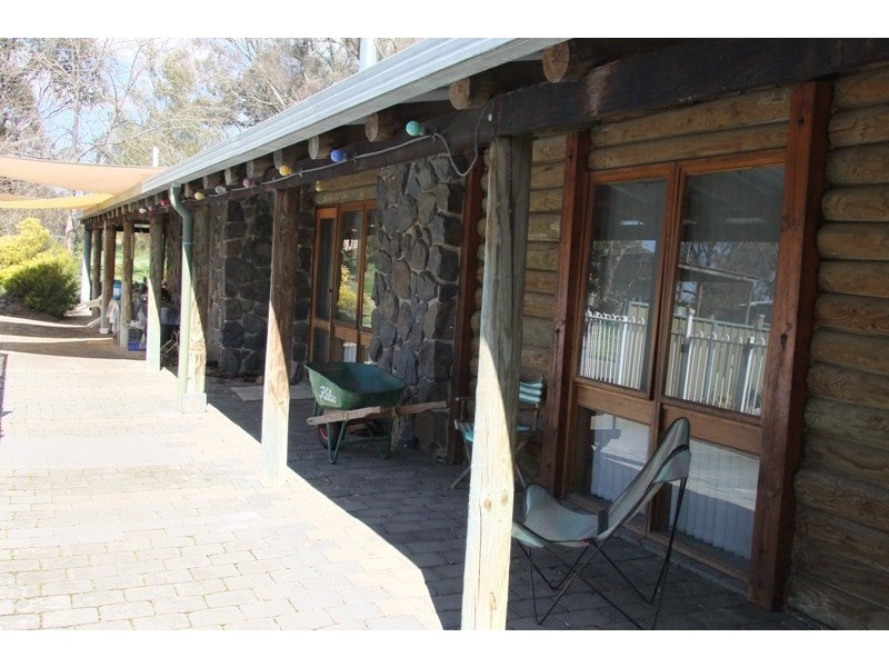 3 Strathmore Drive, Bathurst NSW 2795