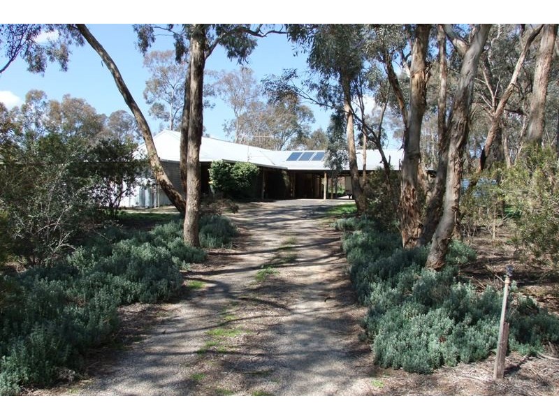 3 Strathmore Drive, Bathurst NSW 2795