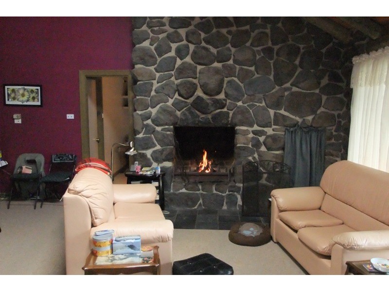 3 Strathmore Drive, Bathurst NSW 2795