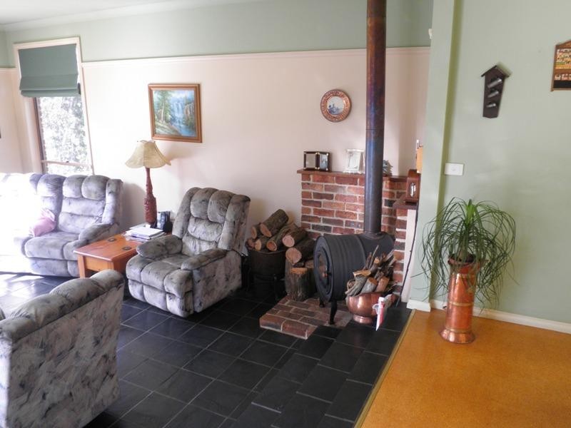 33 Shakespeare Close, Oberon NSW 2787