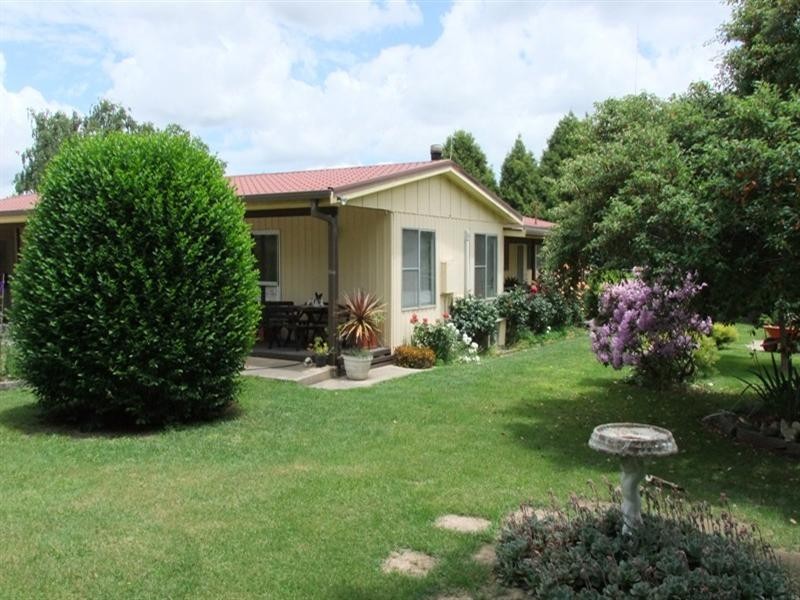 4517 Mid Western Highway, Blayney NSW 2799