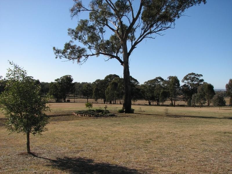 230 Conimbla Road, Cowra NSW 2794