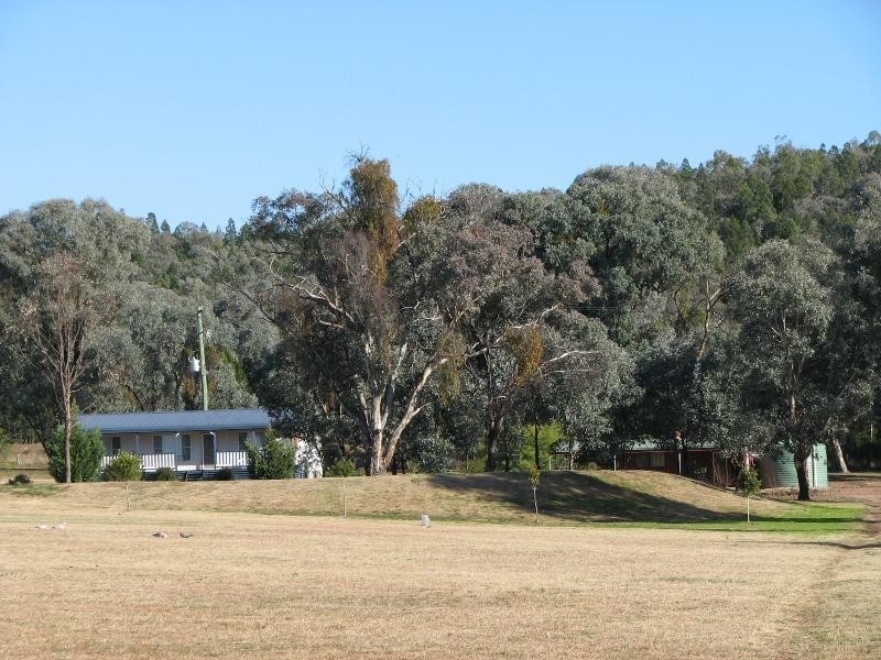 230 Conimbla Road, Cowra NSW 2794