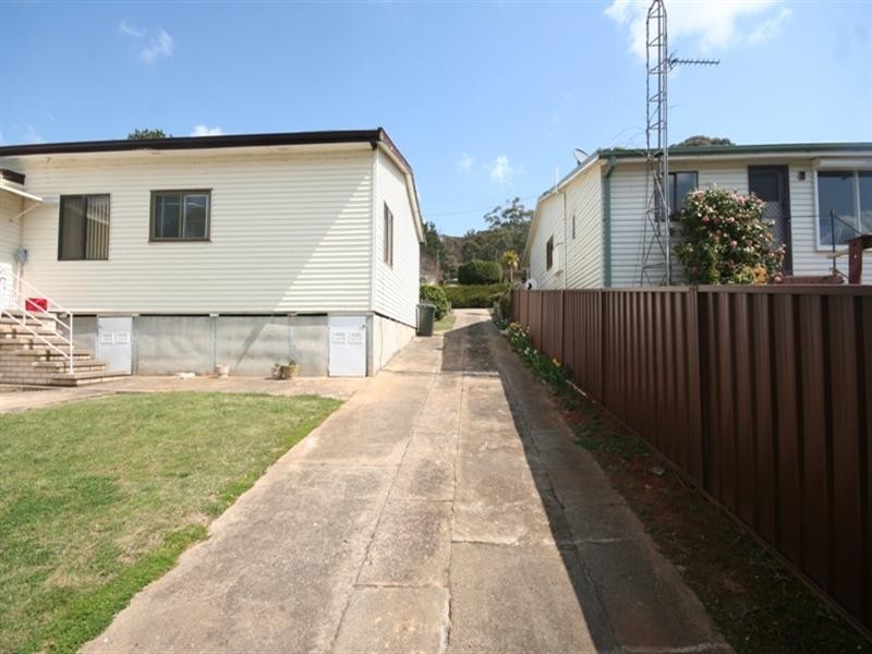 3 Jenolan Street, Oberon NSW 2787