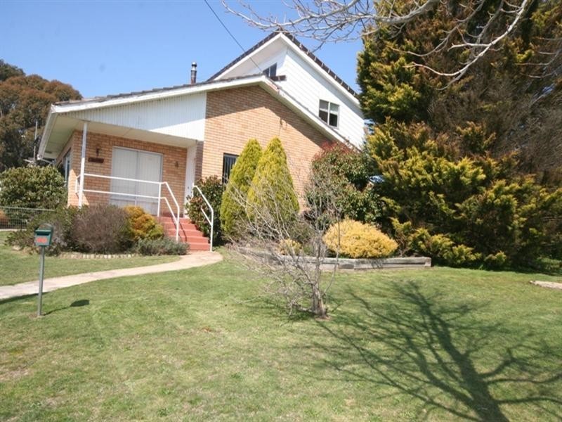 96 North Street, Oberon NSW 2787