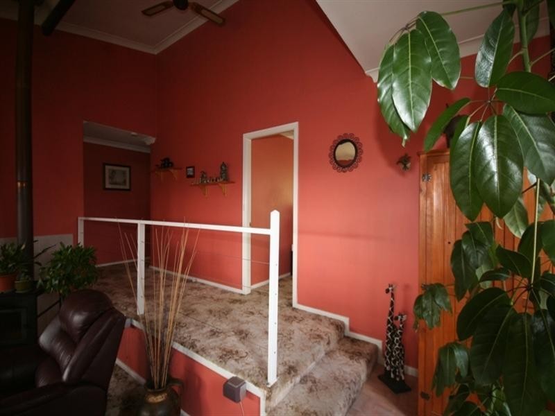 96 North Street, Oberon NSW 2787