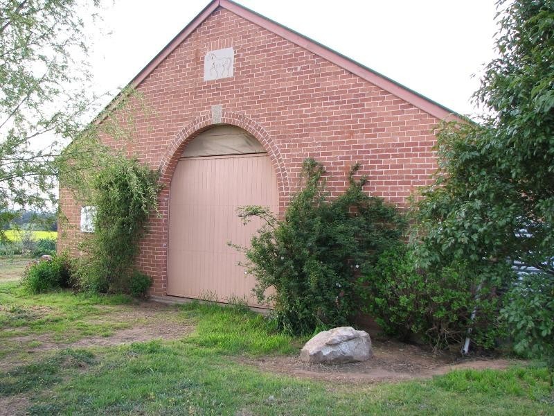 104 Carro Park Road, Cowra NSW 2794