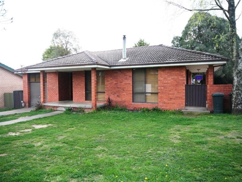 9 Tarana Road, Oberon NSW 2787