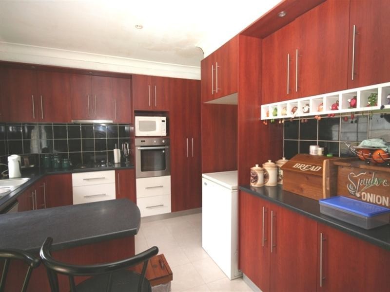 4 Hunter Street, Oberon NSW 2787