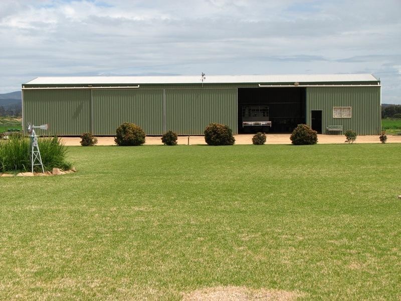 1826 North Logan Road, Cowra NSW 2794