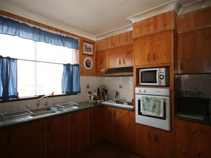 2 Scotia Avenue, Oberon NSW 2787