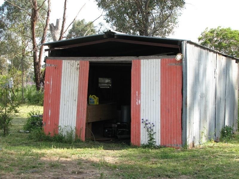 33 Little Street, Bendick Murrell, Young NSW 2594