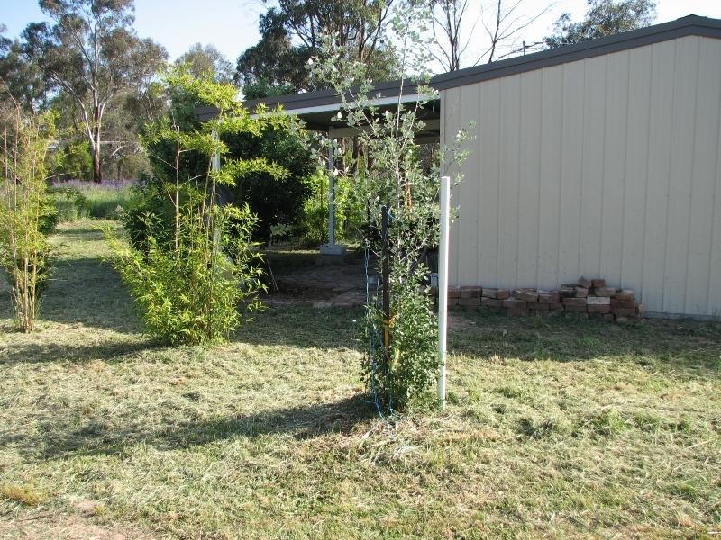 33 Little Street, Bendick Murrell, Young NSW 2594