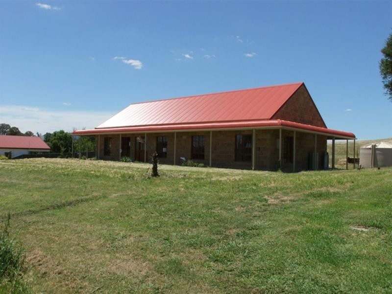 23 Terminus Street, Blayney NSW 2799